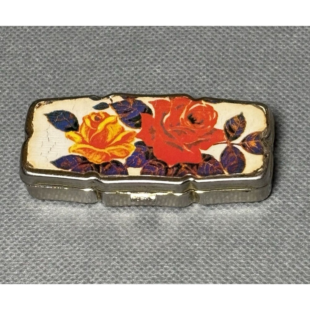 Vintage Pill Box Floral Roses Plastic Divider 3 Interiror Sections-Japan-Trinket